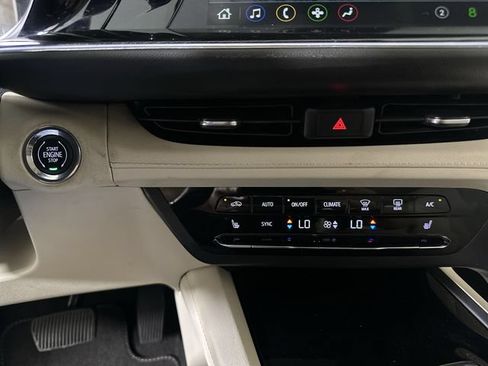 Used 2023 Buick Envision Preferred FWD image 17