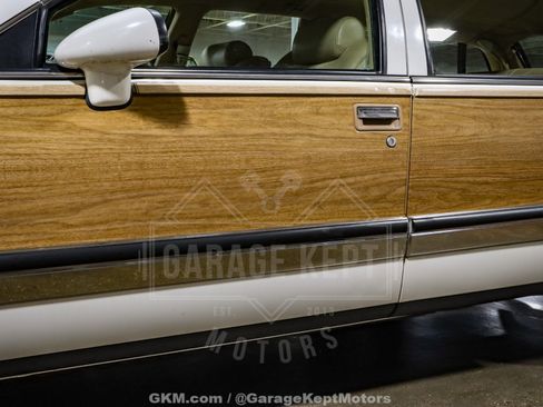 Used 1992 Buick Roadmaster Estate image 31