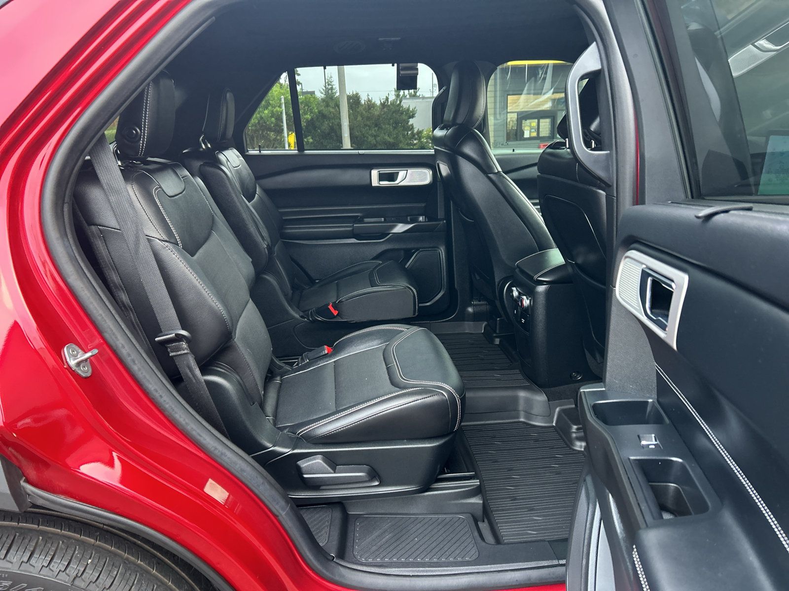 Used 2020 Ford Explorer ST w/ ST Street Pack AWD/4WD image 30