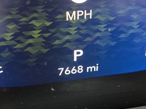 Used 2025 Jeep Wrangler Willys image 6