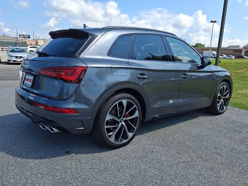 Used 2023 Audi SQ5 Premium Plus w/ Premium Plus Package AWD/4WD image 6