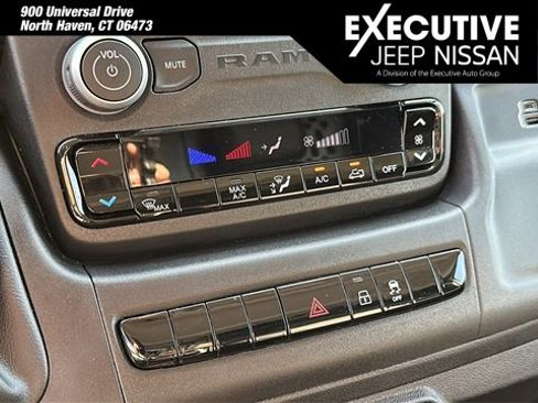 Used 2023 RAM ProMaster 2500 image 17