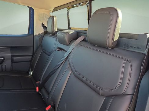 Used 2024 Ford Maverick Lariat w/ Black Appearance Package image 19