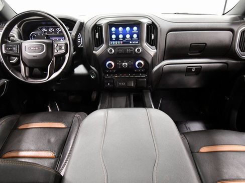 Used 2023 GMC Sierra 2500 AT4 image 3