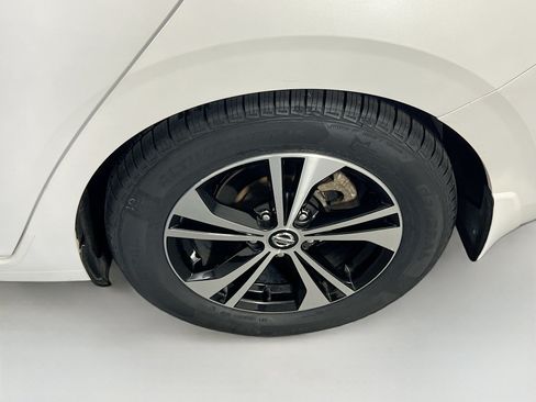 Used 2020 Nissan Sentra SV FWD image 28
