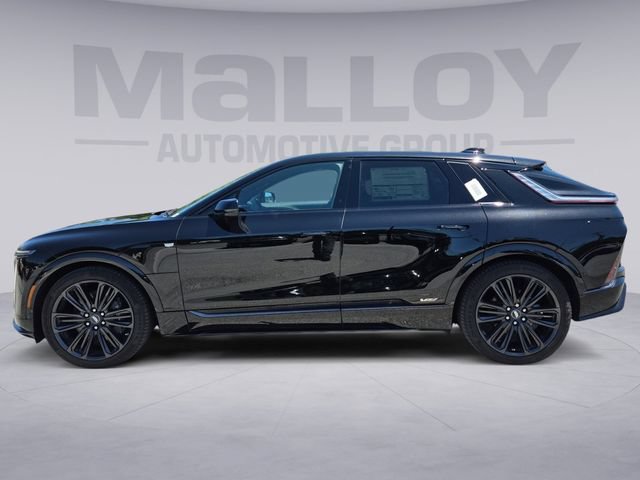 Used 2026 Cadillac Lyriq V AWD/4WD image 2