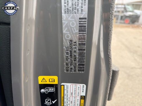 Used 2021 Jeep Gladiator Willys image 36