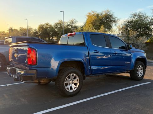 Used 2019 Chevrolet Colorado LT w/ LT Convenience Package image 3