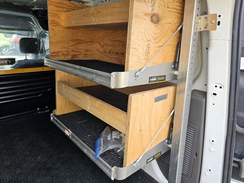 Used 2019 Ford Transit Connect XLT FWD image 20