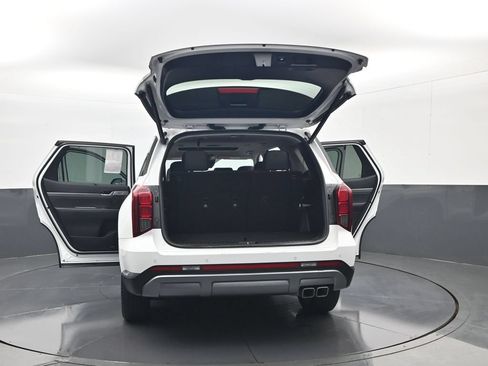 Certified 2024 Hyundai Palisade SEL FWD image 34