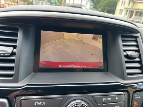 Used 2015 Nissan Pathfinder SV w/ Trailer Tow Package AWD/4WD image 19