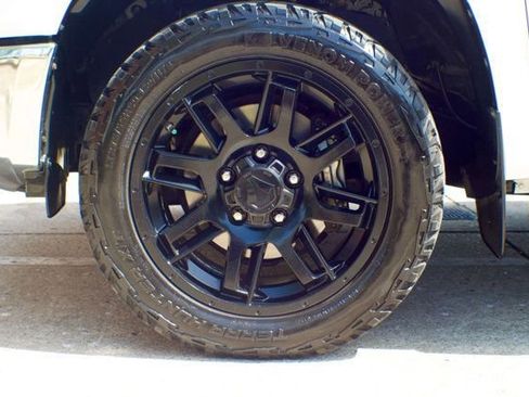 Used 2020 Toyota Tundra SR5 w/ SR5 Upgrade Package image 55