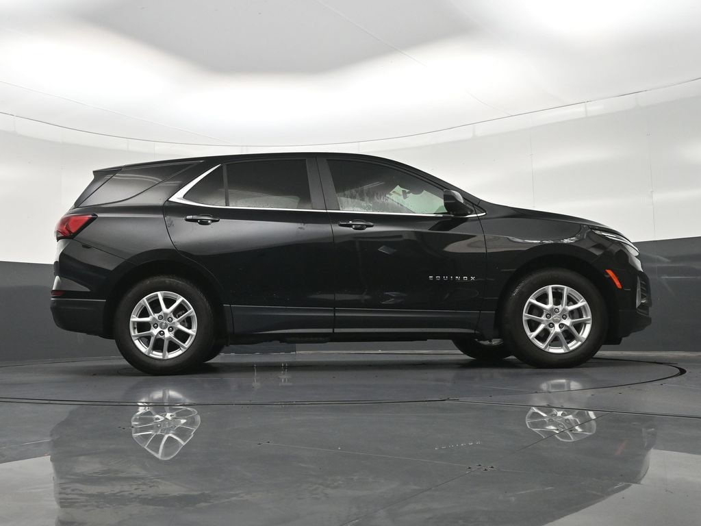 Used 2024 Chevrolet Equinox LT FWD image 28