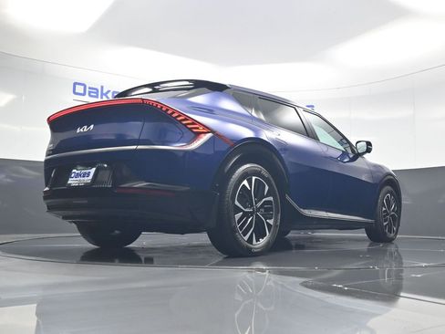 Certified 2024 Kia EV6 Wind w/ Wind Technology Package AWD/4WD image 45