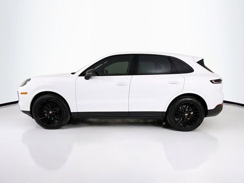 New 2026 Porsche Cayenne AWD/4WD image 2
