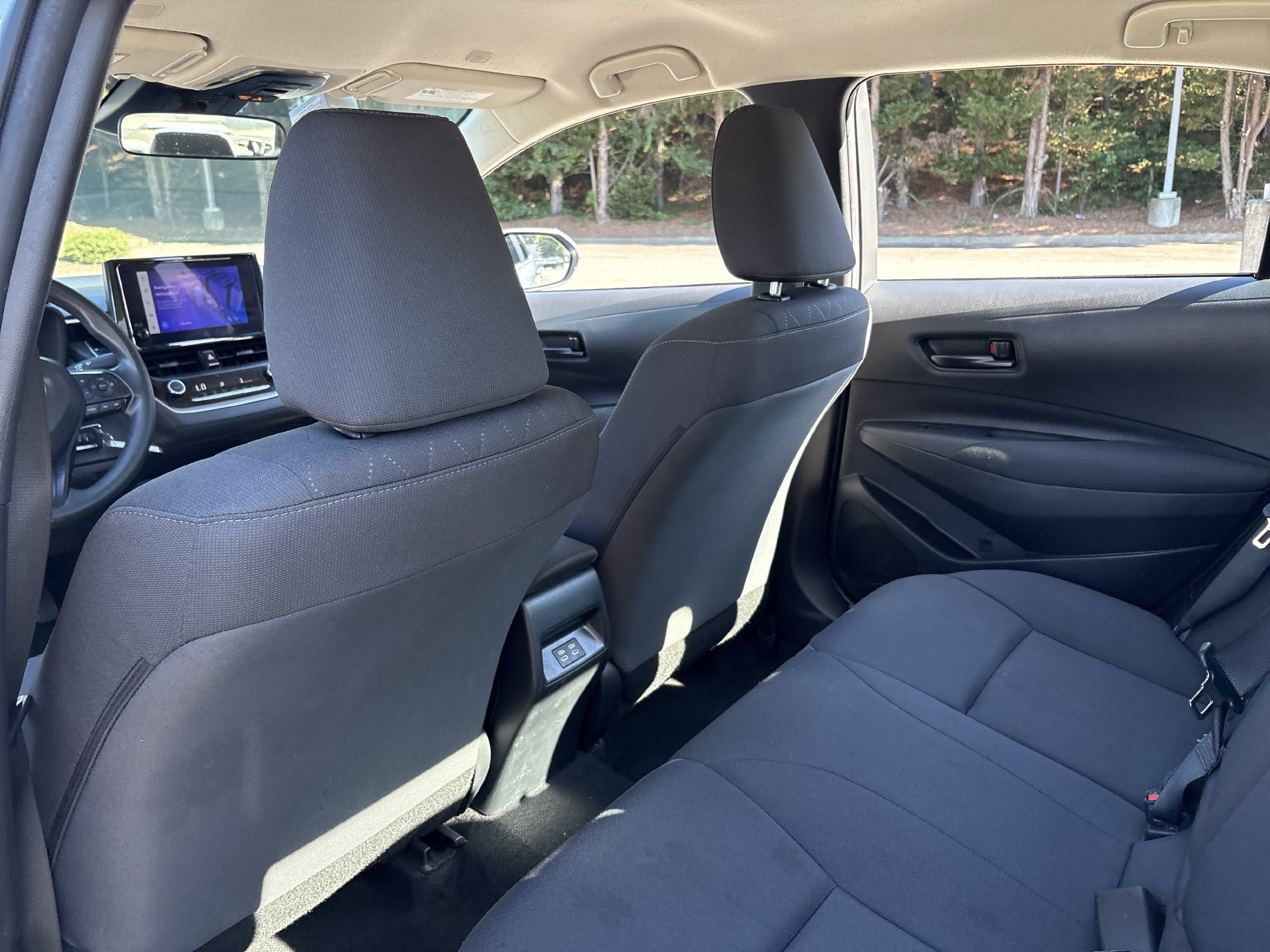 Used 2024 Toyota Corolla LE FWD image 17