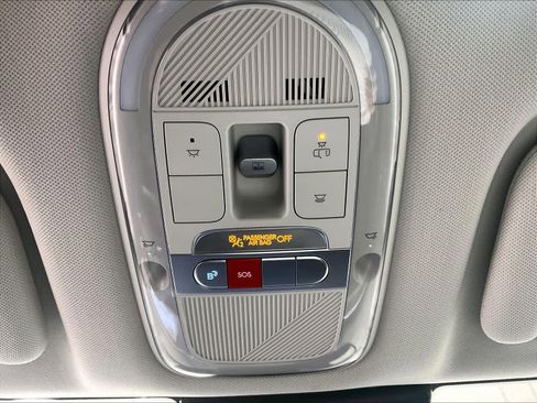 Used 2022 Hyundai Ioniq 5 Limited image 27