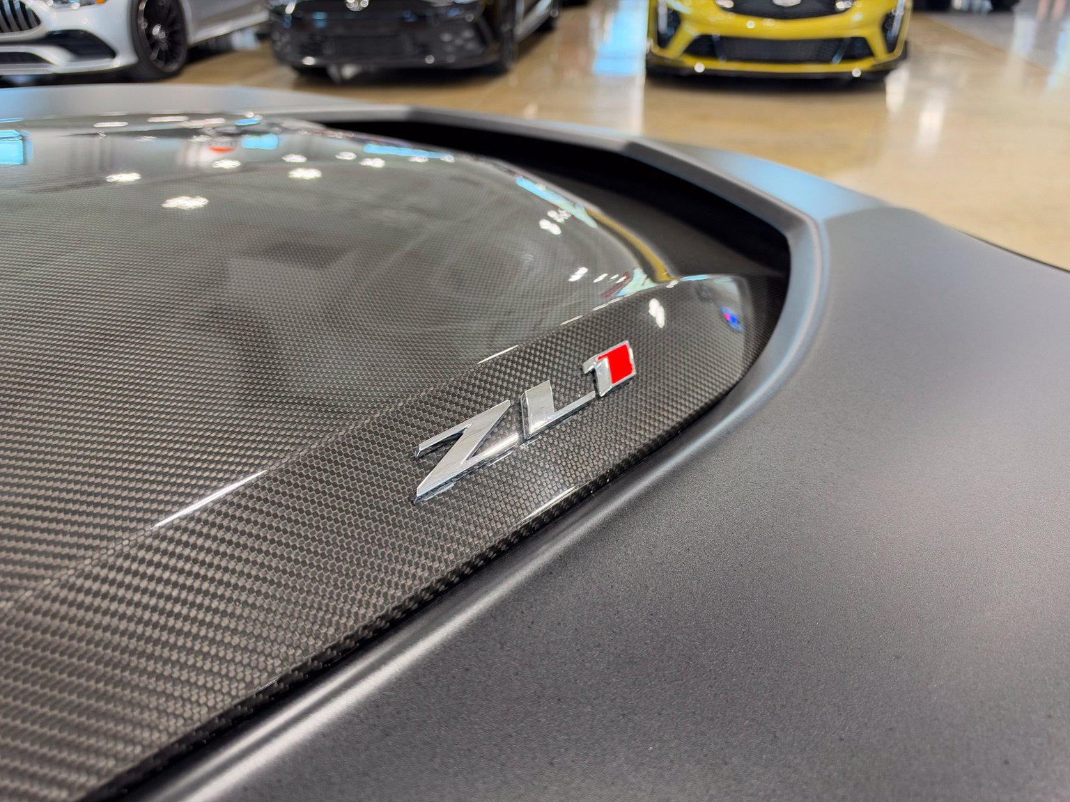 Used 2019 Chevrolet Camaro ZL1 RWD image 12