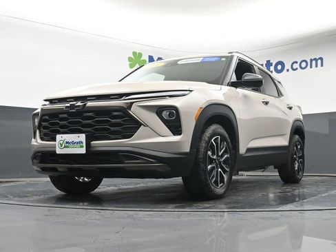 Used 2026 Chevrolet TrailBlazer ACTIV w/ Convenience Package FWD image 6