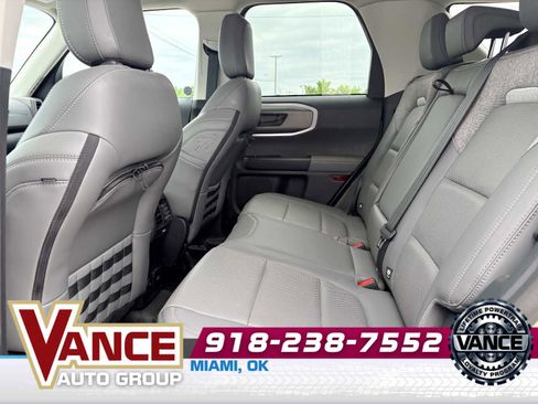 Used 2025 Ford Bronco Sport Badlands w/ Badlands Tech Package AWD/4WD image 12