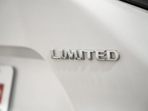 Used 2023 Toyota bZ4X Limited image 7