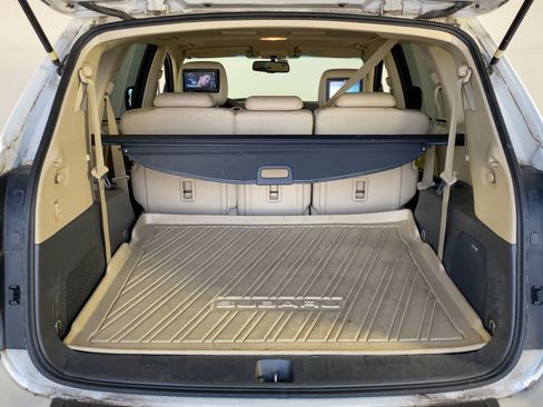 Used 2011 Subaru Tribeca Limited w/ PWR Moonroof & Navigation Pkg image 31