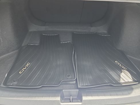 Used 2022 Honda Civic EX image 11