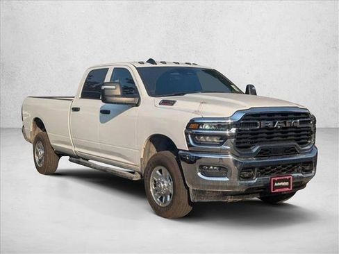 New 2026 RAM 2500 Tradesman AWD/4WD image 7