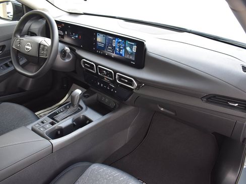 Used 2026 Nissan Sentra SV w/ Floor Mat Package FWD image 56