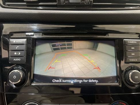Used 2021 Nissan Rogue Sport S FWD image 13