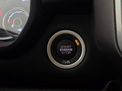 Used 2019 RAM 1500 Big Horn AWD/4WD image 25