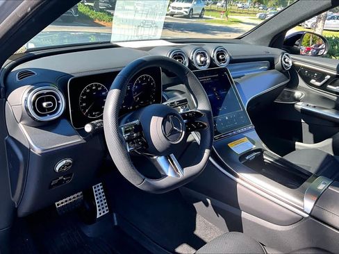 Certified 2026 Mercedes-Benz GLC 300 4MATIC image 33