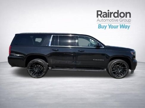 Used 2018 Chevrolet Suburban LT AWD/4WD image 8