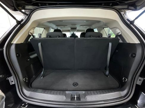 Used 2019 Dodge Journey SE image 19