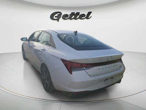 Used 2023 Hyundai Elantra Limited FWD image 5