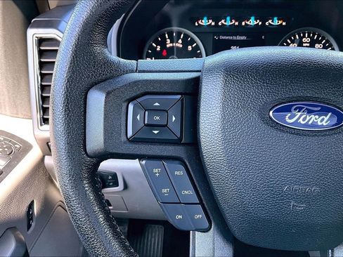Used 2016 Ford F150 XLT w/ Equipment Group 302A Luxury AWD/4WD image 12