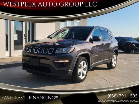 Used 2018 Jeep Compass Latitude w/ Popular Equipment Group FWD image 1