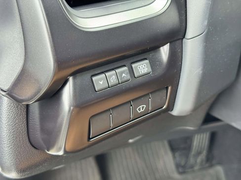 Used 2023 Lexus UX 250h FWD w/ Accessory Package (Z2) image 17