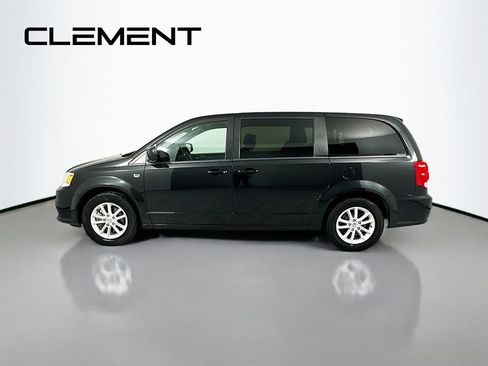 Used 2019 Dodge Grand Caravan SE image 6