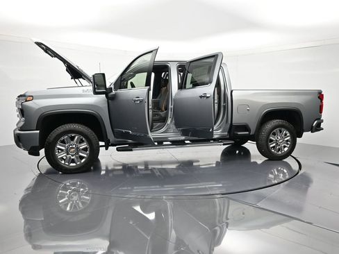 New 2026 Chevrolet Silverado 2500 High Country w/ High Country Premium Package AWD/4WD image 49