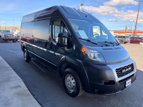 Used 2019 RAM ProMaster 2500 image 6