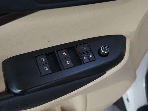 Used 2015 Toyota Highlander XLE AWD/4WD image 20