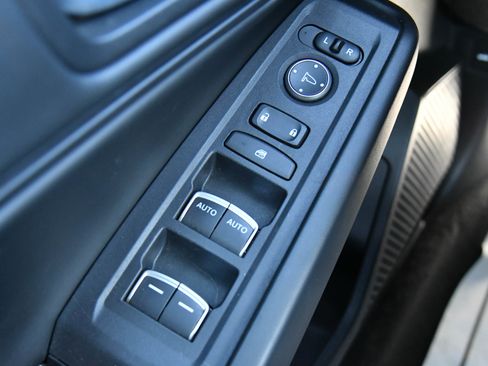 Used 2023 Honda Accord EX image 31