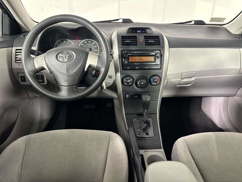 Used 2012 Toyota Corolla L FWD image 14