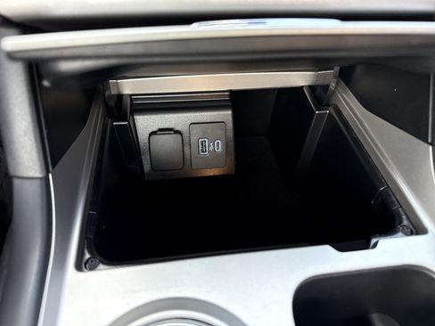 Certified 2023 Ford Explorer XLT w/ Class IV Trailer Tow Package image 26