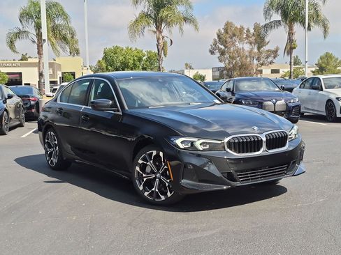 New 2026 BMW 330i Sedan w/ Convenience Package RWD image 2