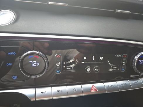 Used 2022 Genesis GV70 3.5T Sport w/ Sport Prestige Package image 14