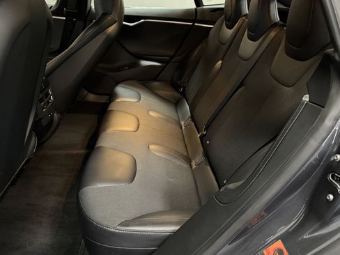 Used 2016 Tesla Model S 60 image 36