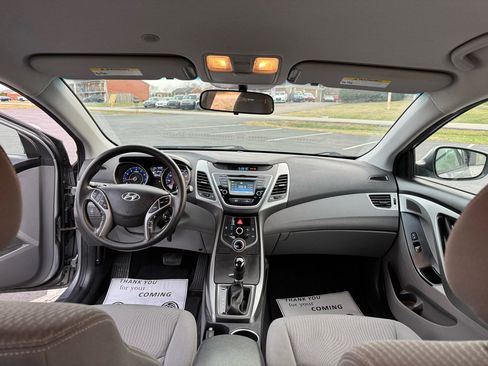 Used 2015 Hyundai Elantra SE w/ Option Group 02 image 28