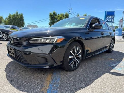 Used 2024 Honda Civic EX image 1